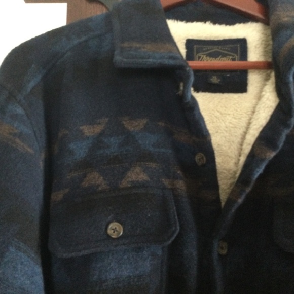Threadgrit Aztec Jacket - Picture 2 of 9